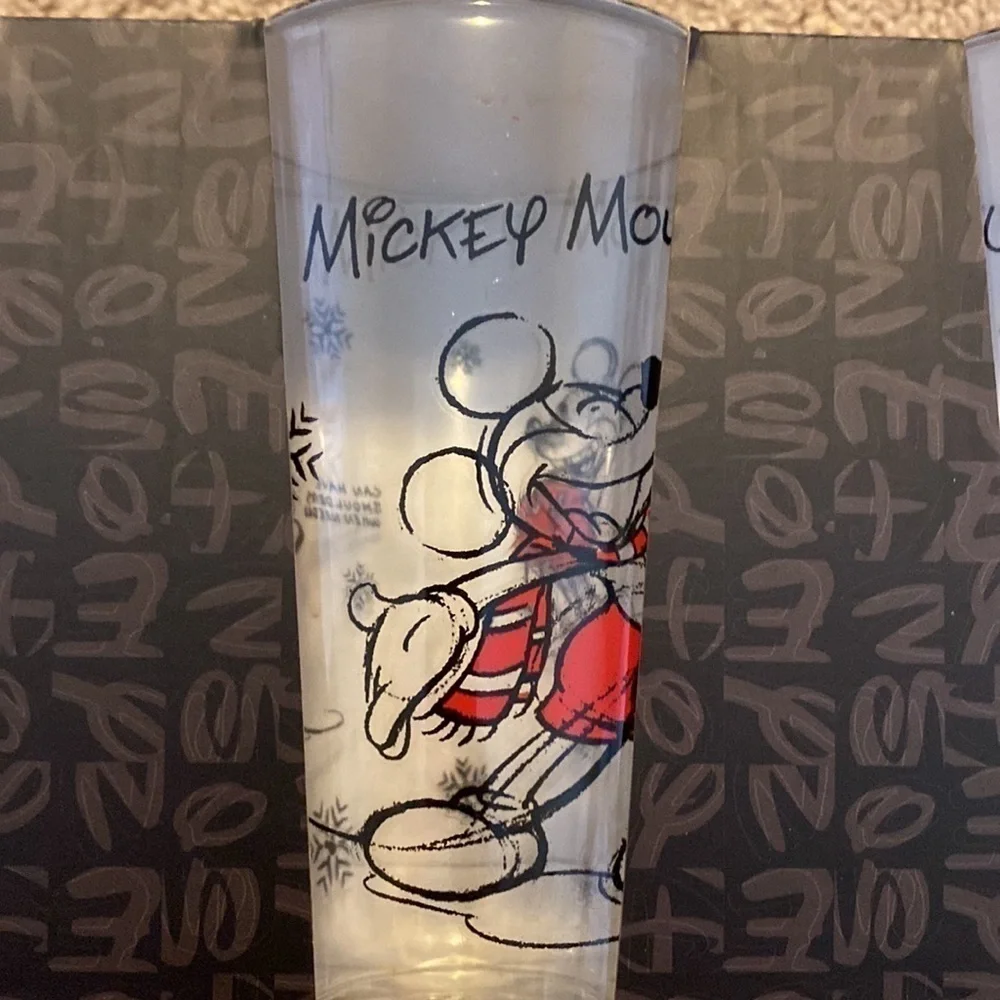 Disney set of FOUR Holiday Mickey & Minnie glasses 16 oz new